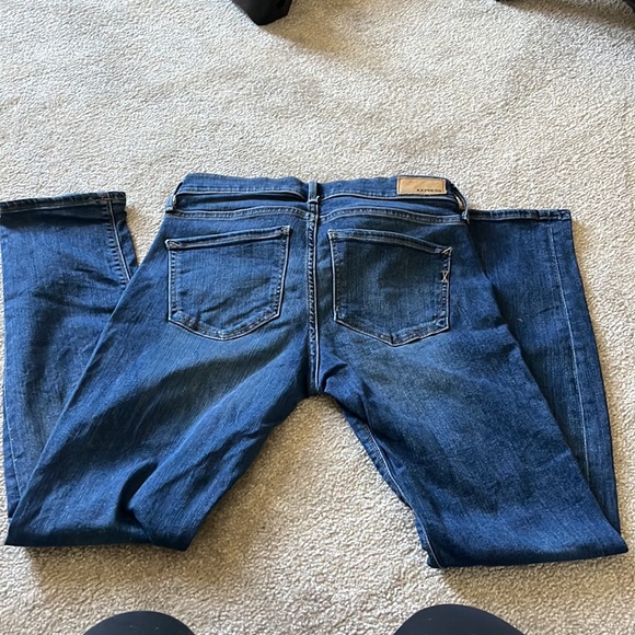 Express jeans- stretch + performance- skinny mid rise size 4S - Picture 2 of 4